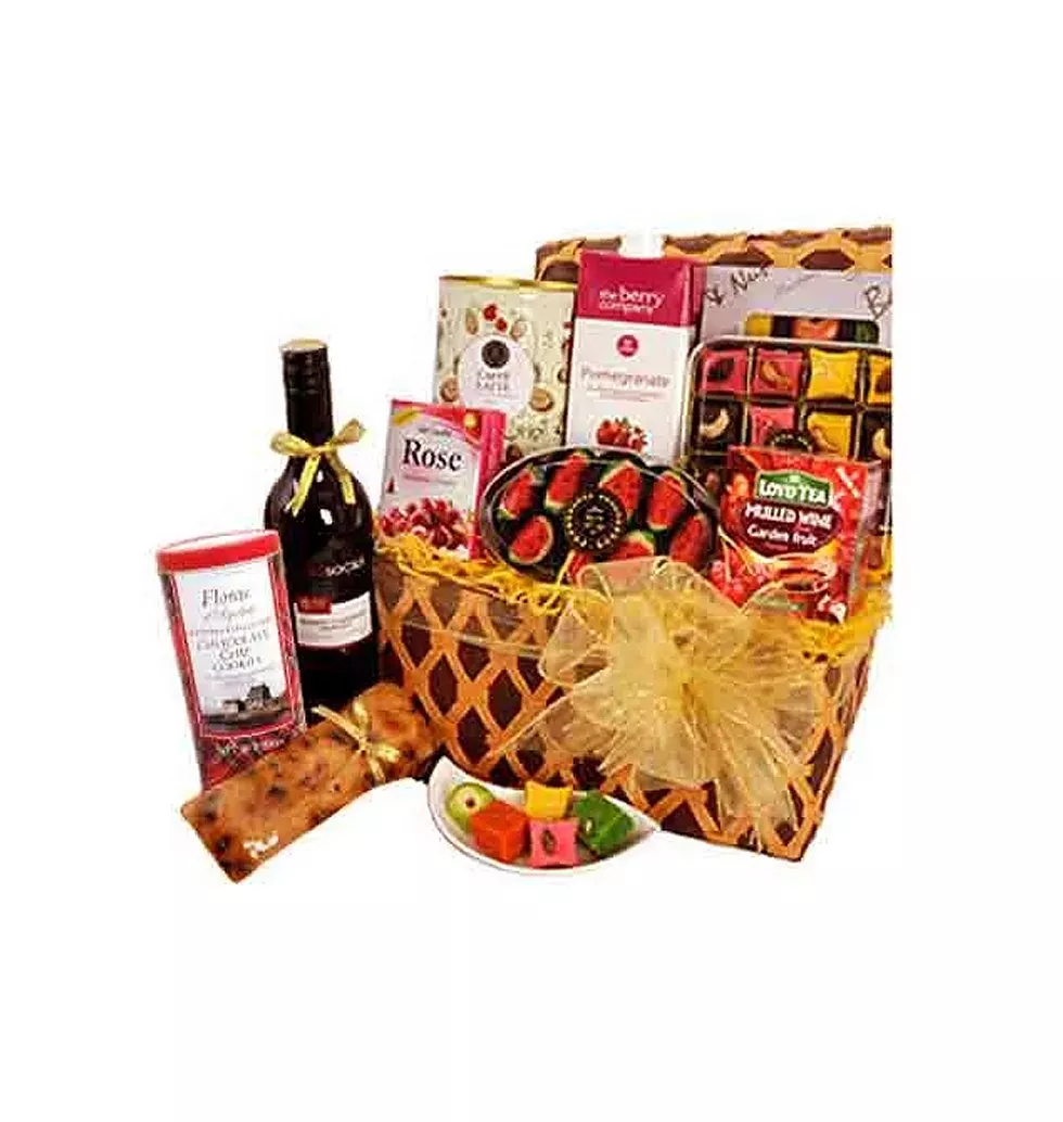 Luxurious Wine & Sweets Hamper