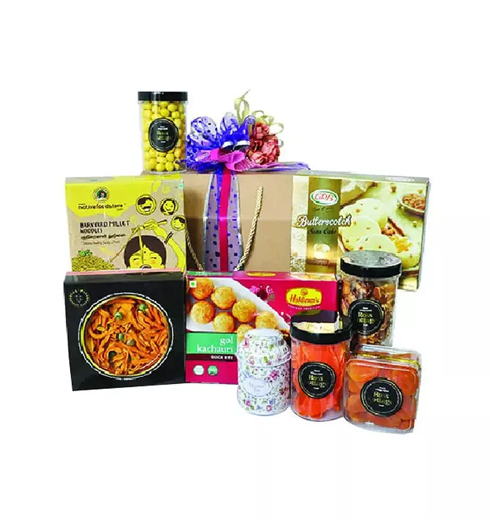 Exquisite Home Away From Home Festive Hamper