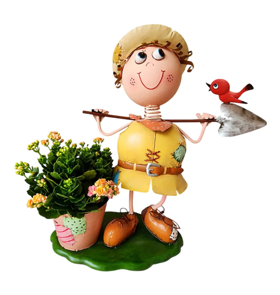 Charming Garden Flower Sculpture