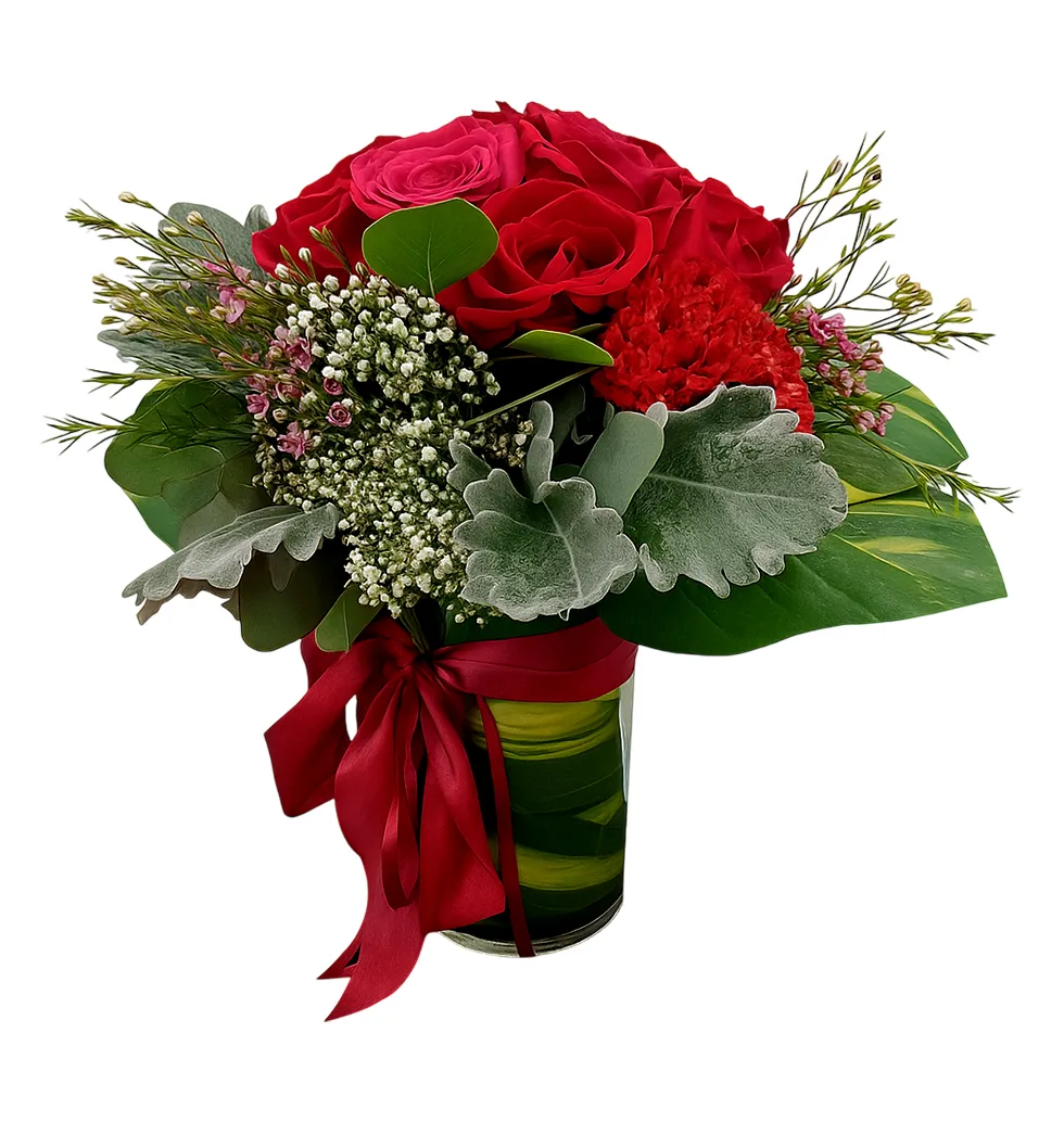 Floral Elegance: Roses & Baby Breaths Mix